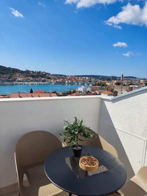 Bird View Apartment Carlissima Trogir Luaran gambar